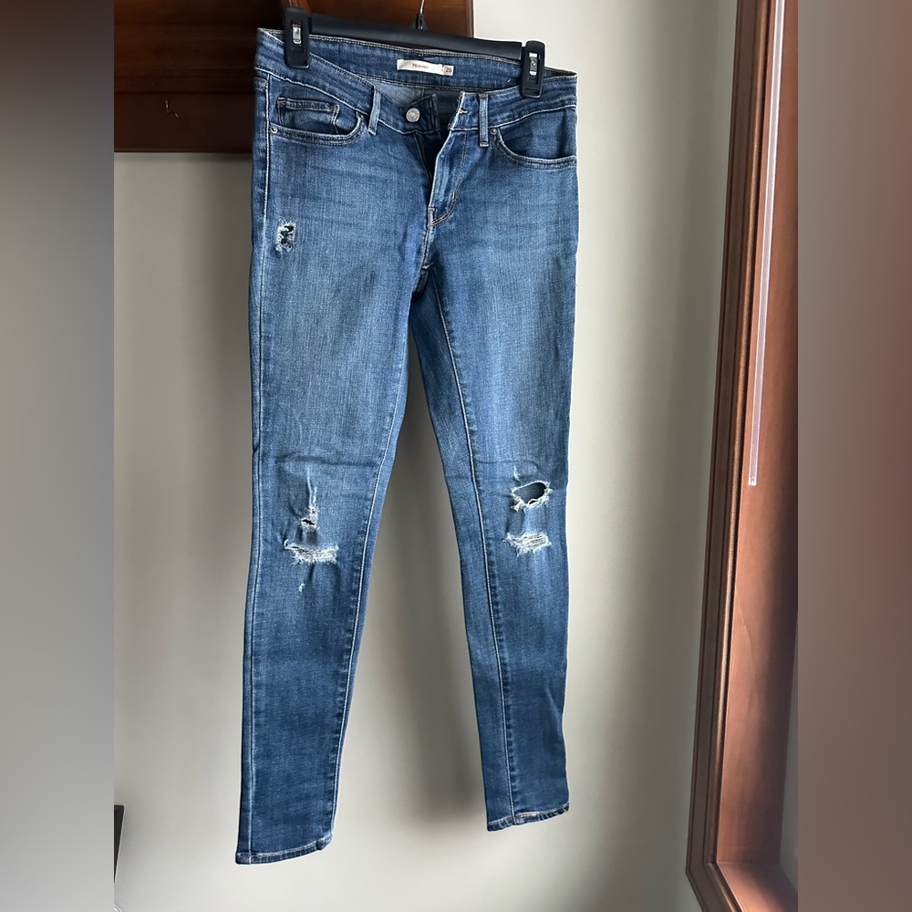 Levi's Women's Blue Skinny Jeans